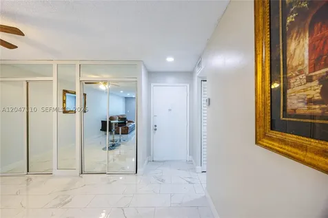 8100 SW 24th Street North Lauderdale FL 33068