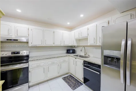8100 SW 24th Street North Lauderdale FL 33068