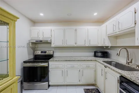 8100 SW 24th Street North Lauderdale FL 33068