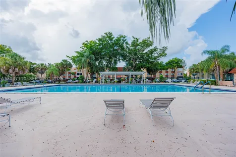 8100 SW 24th Street North Lauderdale FL 33068