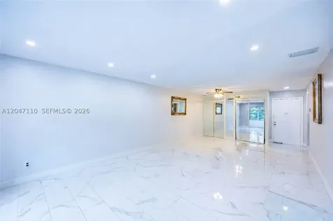 8100 SW 24th Street North Lauderdale FL 33068