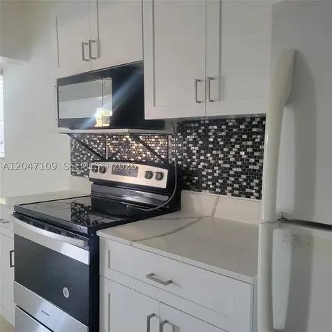715 SW 6th Street Dania Beach FL 33004
