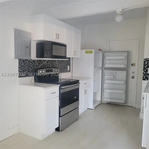715 SW 6th Street Dania Beach FL 33004