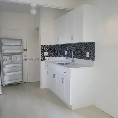 715 SW 6th Street Dania Beach FL 33004