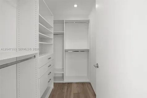1525 Bay Road Miami Beach FL 33139