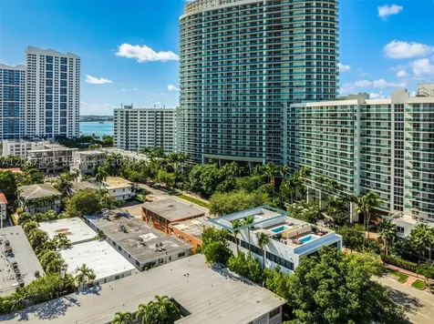 1525 Bay Road Miami Beach FL 33139