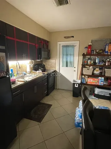2200 SW 42nd Avenue Fort Lauderdale FL 33317