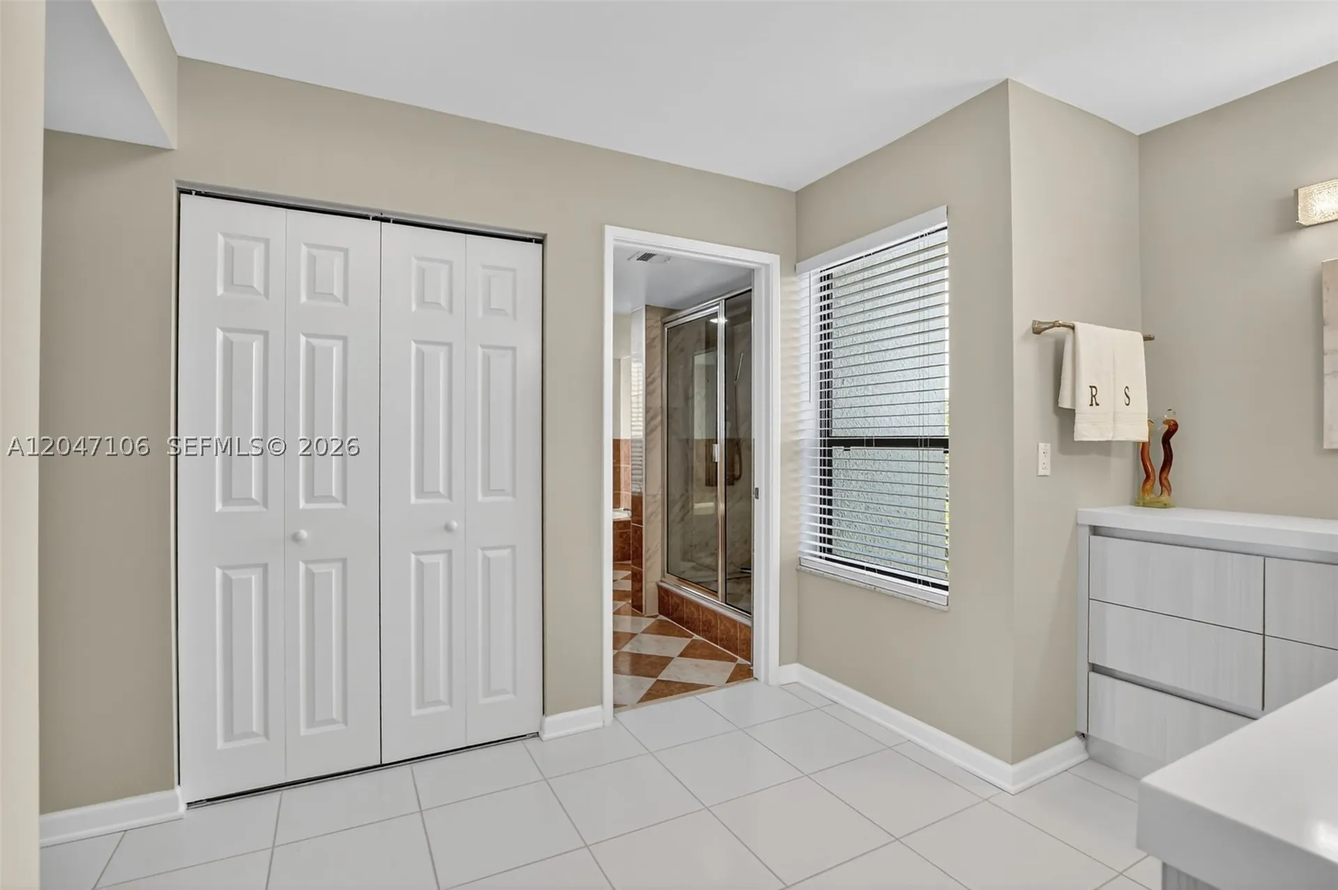 5901 Camino Del Sol Boca Raton FL 33433