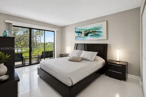 5901 Camino Del Sol Boca Raton FL 33433