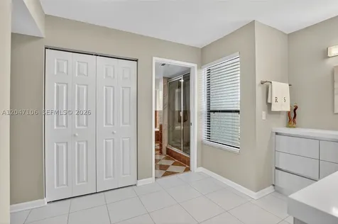 5901 Camino Del Sol Boca Raton FL 33433