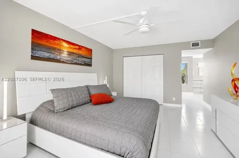 5901 Camino Del Sol Boca Raton FL 33433