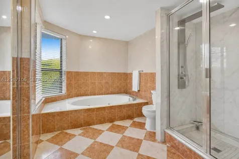 5901 Camino Del Sol Boca Raton FL 33433