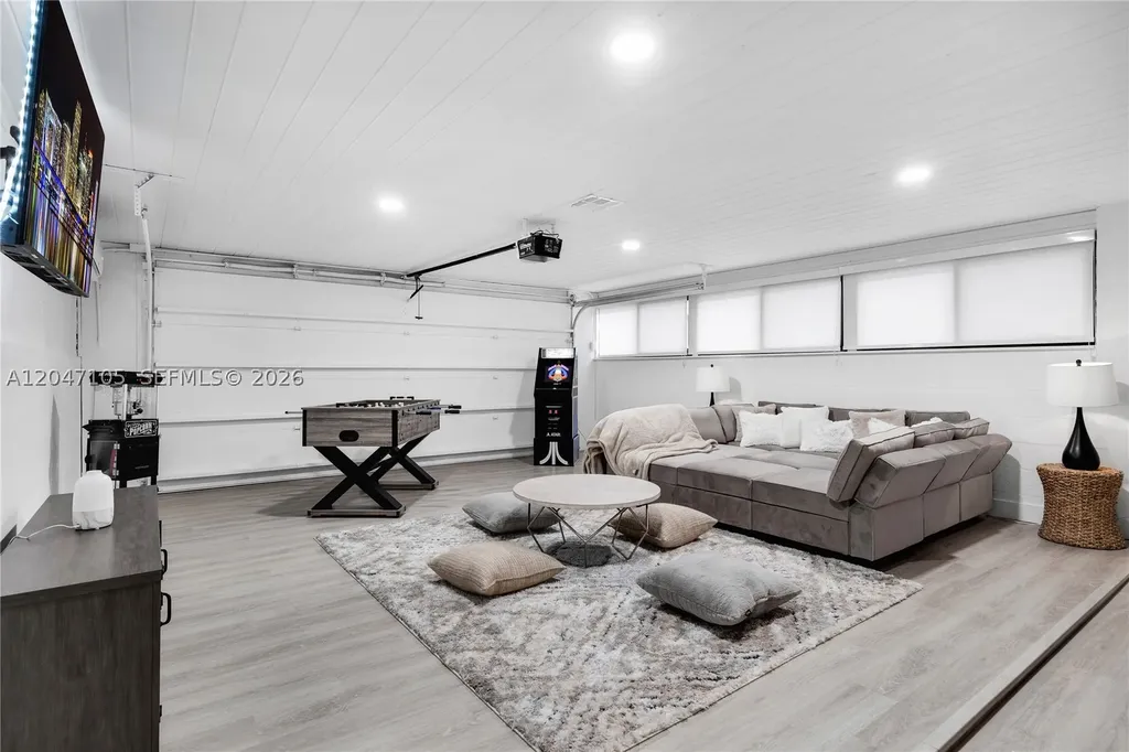 714 NE 2nd Street Pompano Beach FL 33060