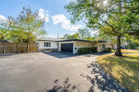 714 NE 2nd Street Pompano Beach FL 33060