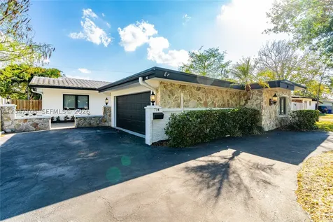 714 NE 2nd Street Pompano Beach FL 33060