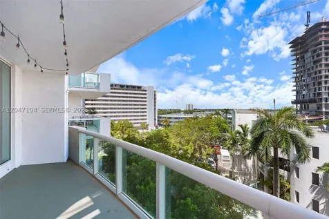 7900 Harbor Island Drive North Bay Village FL 33141