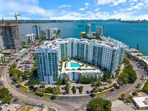 7900 Harbor Island Drive North Bay Village FL 33141