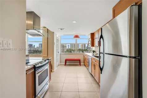 18041 Biscayne Boulevard Aventura FL 33160