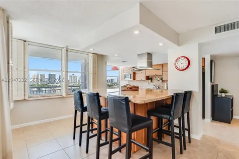 18041 Biscayne Boulevard Aventura FL 33160