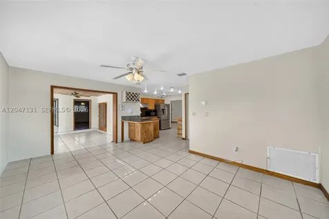16931 SW 109th Avenue Miami FL 33157