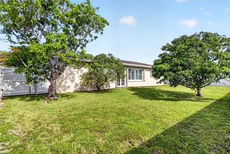 16931 SW 109th Avenue Miami FL 33157