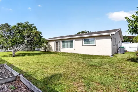 16931 SW 109th Avenue Miami FL 33157