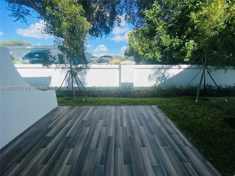 4433 N Aqua Bella Lane Dania Beach FL 33312