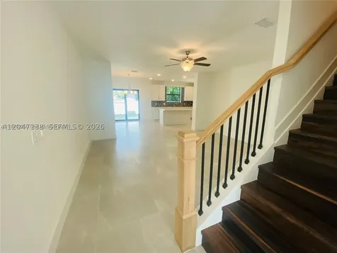 4433 N Aqua Bella Lane Dania Beach FL 33312