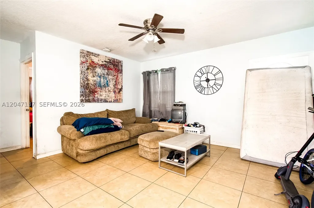 1013 NW 12th Street Fort Lauderdale FL 33311