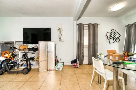 1013 NW 12th Street Fort Lauderdale FL 33311
