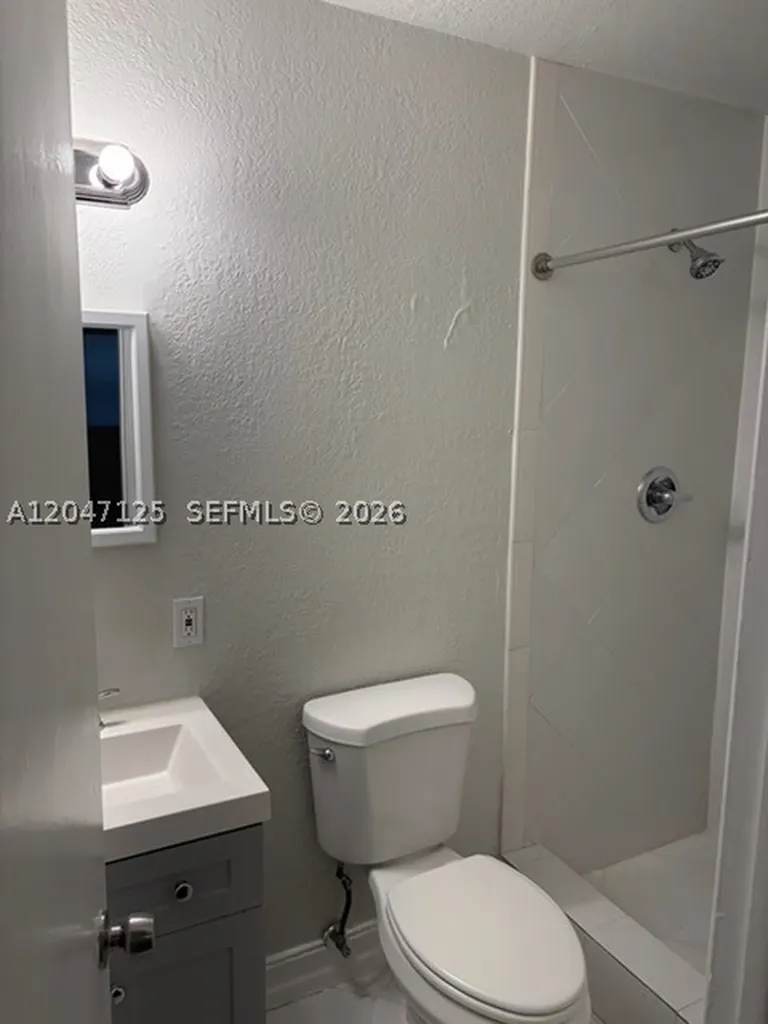 15 NE 13th Street Fort Lauderdale FL 33304