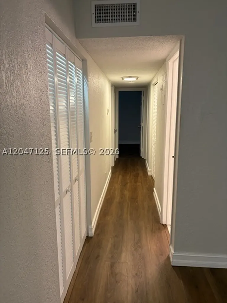 15 NE 13th Street Fort Lauderdale FL 33304