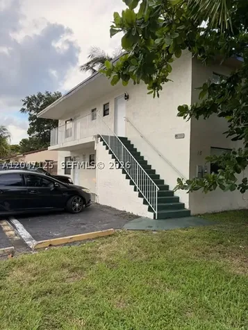 15 NE 13th Street Fort Lauderdale FL 33304