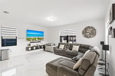 14747 SW 38th Terrace Miami FL 33185