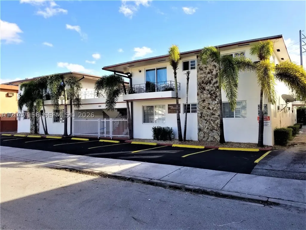 50 W 4th Street Hialeah FL 33010