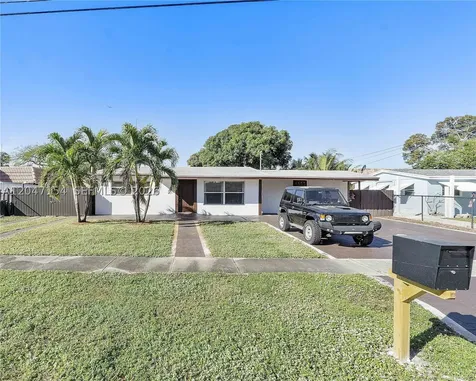1541 SW 52nd Avenue Plantation FL 33317