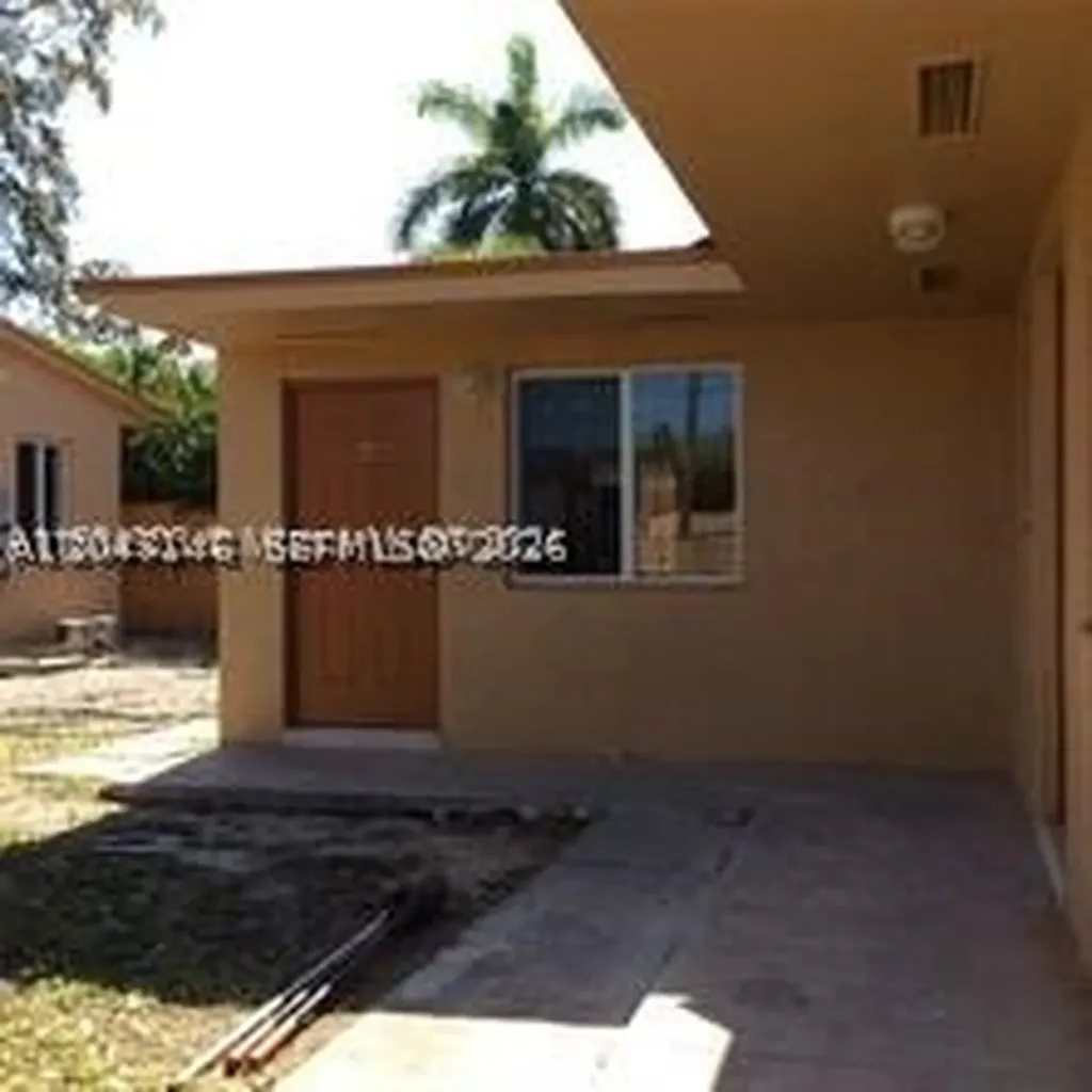 1324 NE 127th Street North Miami FL 33161