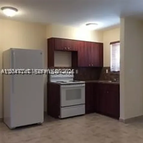 1324 NE 127th Street North Miami FL 33161
