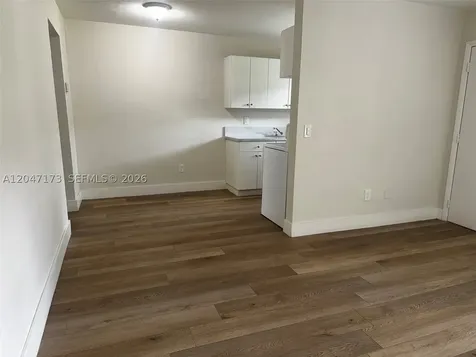 1330 W 29th Street Hialeah FL 33012