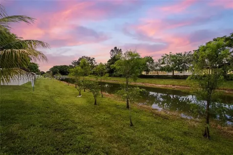 4812 NW 48th Terrace Tamarac FL 33319