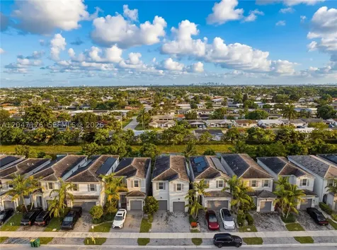 4812 NW 48th Terrace Tamarac FL 33319
