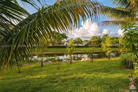 4812 NW 48th Terrace Tamarac FL 33319