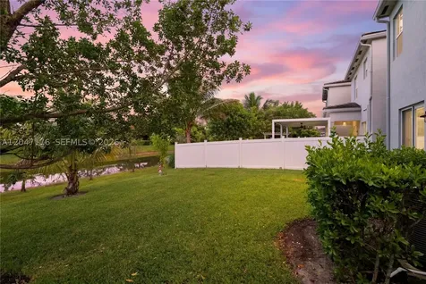 4812 NW 48th Terrace Tamarac FL 33319