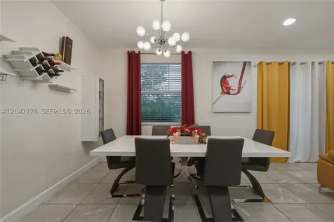 4812 NW 48th Terrace Tamarac FL 33319