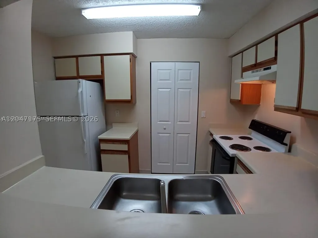 Pompano Beach FL 33069