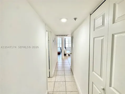 100 Lincoln Road Miami Beach FL 33139