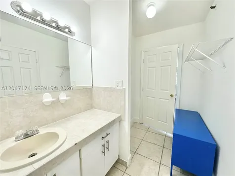 100 Lincoln Road Miami Beach FL 33139