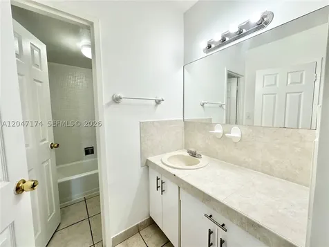 100 Lincoln Road Miami Beach FL 33139