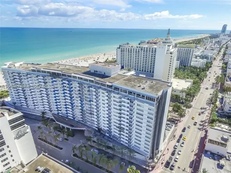 100 Lincoln Road Miami Beach FL 33139