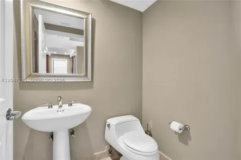 1819 SE 17th Street Fort Lauderdale FL 33316